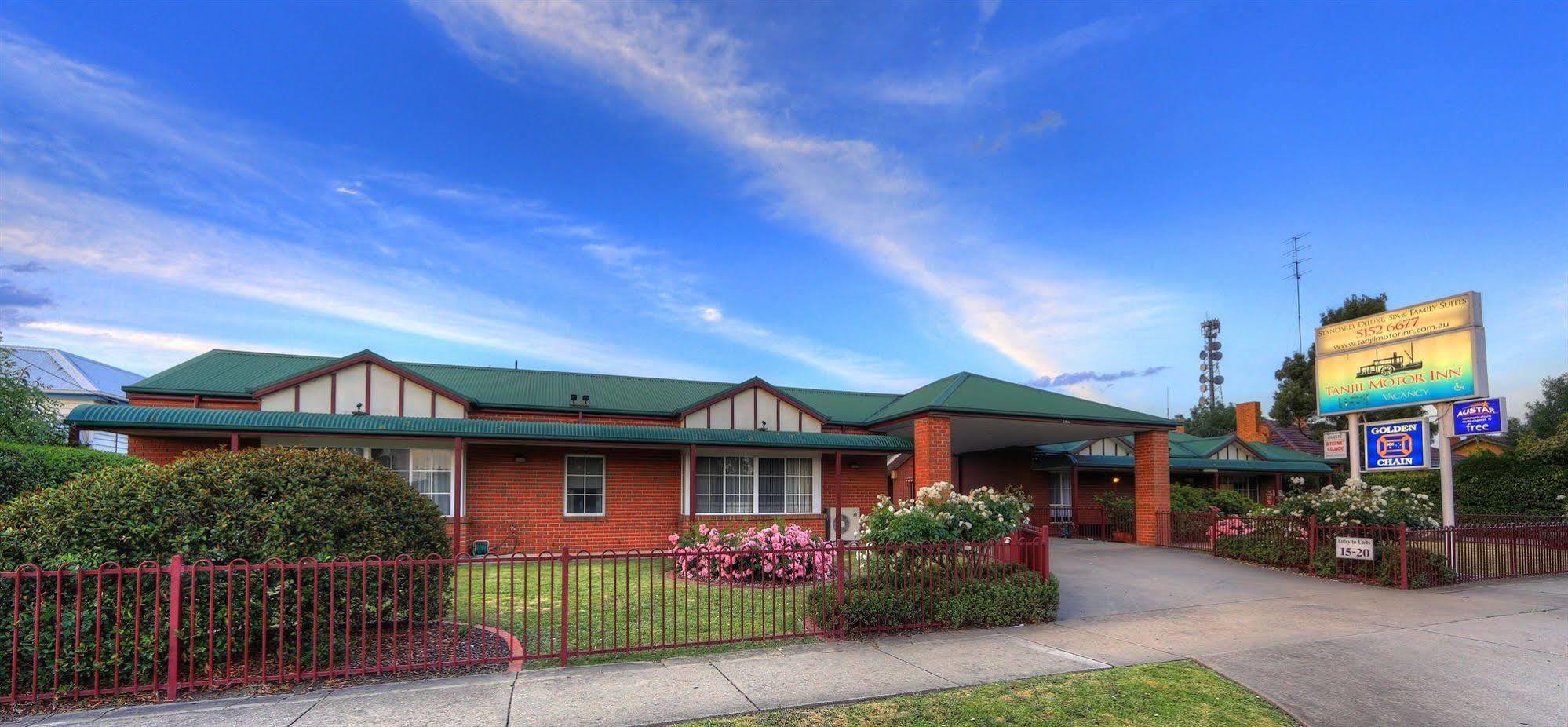 Bairnsdale Tanjil Motor Inn المظهر الخارجي الصورة